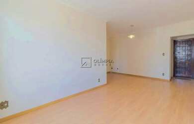 Imagem: O apartamento possui 4 Dormitórios, 3 Banheiros, 1 Vaga na