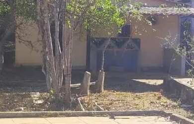 Imagem: A fazenda possui 5000m² de Área e está localizado em Abadia