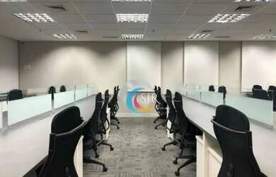 Imagem: O depósito possui 4 Vagas na garagem, 230m² de Área, Imóvel