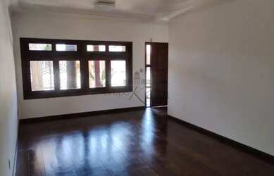 Imagem: Oportunidade - Casa - Jardim Santa Maria - Jacareí - 5 Dormitórios