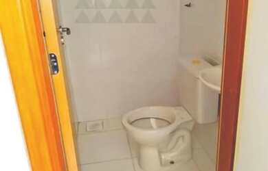 Imagem 8: Piazza Toscana. 2/4. 1 Suíte. 1 Vaga. Torre Livorno. Reve. 91