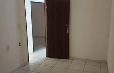 Imagem: A casa possui 3 Dormitórios, 1 Banheiro e 75m² de Área e