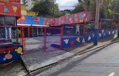 Imagem: O depósito possui 320m² de Área e está localizado em Jardim