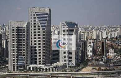 Imagem: O depósito possui 5 Vagas na garagem, 1874m² de Área e está