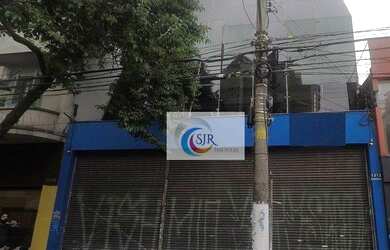 Imagem: O depósito possui 5 Vagas na garagem, 1.350m² de Área e