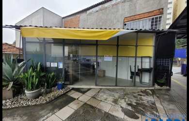 Imagem: O depósito possui 18m² de Área e está localizado em Santana