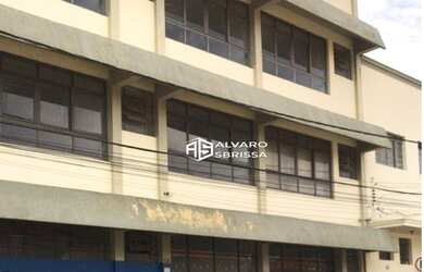 Imagem: O depósito possui 2.000m² de Área e está localizado em