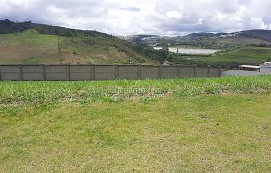 Imagem: O terreno está localizado em São Pedro, Juiz de Fora à venda