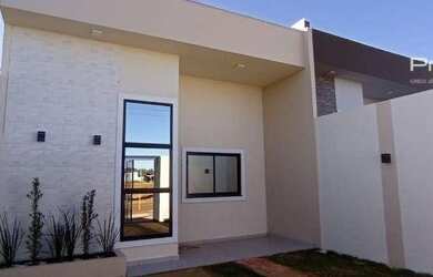 Imagem: A casa possui 2 Dormitórios, 2 Banheiros, 1 Vaga na garagem