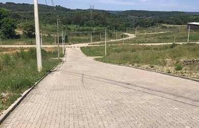 Imagem: O terreno possui 379m² de Área e está localizado em Jardim