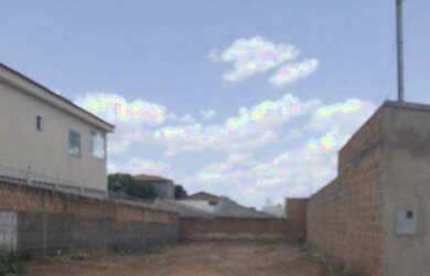 Imagem: O terreno possui 300m² de Área e está localizado em Maracanã