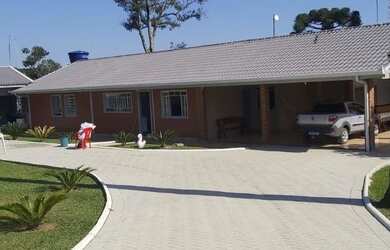 Imagem: A fazenda possui 300m² de Área e está localizado em Fazenda