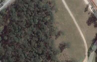 Imagem: O terreno possui 24600m² de Área e está localizado em Parque