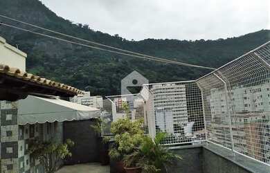 Imagem: O apartamento possui 2 Dormitórios, 2 Banheiros, 65m² de Área