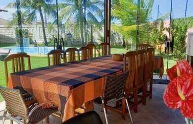 Imagem: A casa em condomínio possui 3 Dormitórios, 2 Banheiros, 4