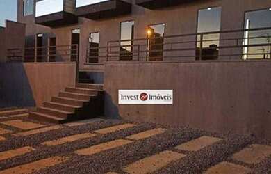 Imagem: A casa possui 2 Dormitórios, 3 Banheiros, 1 Vaga na garagem