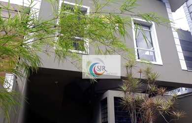 Imagem: O depósito possui 5 Vagas na garagem, 500m² de Área e está