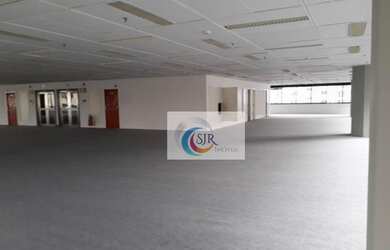 Imagem 8: Andar com 1.000m² em vão livre, prédio com dois acessos separados,...