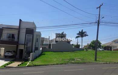 Imagem: O terreno possui 300m² de Área e está localizado em Oficinas