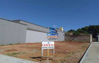 Imagem: O terreno possui 300m² de Área e está localizado em Sítios