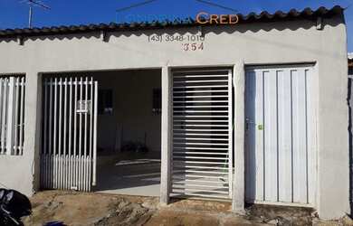 Imagem: A casa possui 1 Dormitório, 1 Banheiro, 2 Vagas na garagem