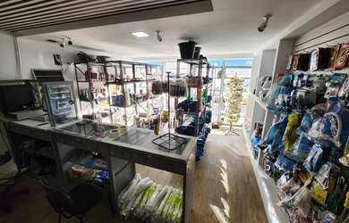 Imagem: O depósito possui 1 Vaga na garagem, 50m² de Área e está