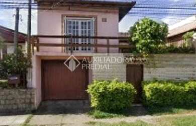 Imagem: A casa possui 5 Dormitórios, 4 Banheiros, 311m² de Área e