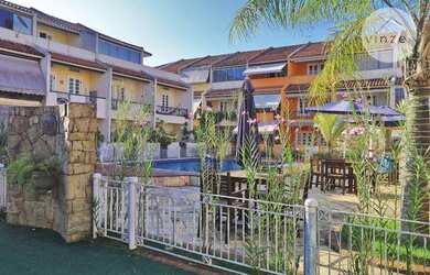 Imagem: A casa em condomínio possui 4 Dormitórios, 3 Banheiros, 2