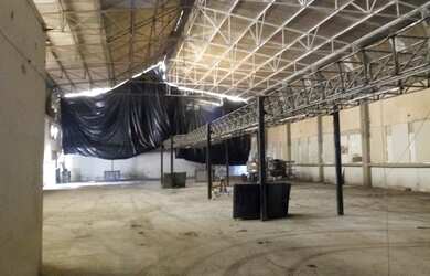 Imagem 3: Galpão/Depósito/Armazém para aluguel possui 1850 metros quadrados em...