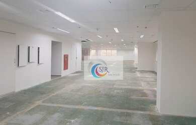 Imagem 7: O Centro de Controle é totalmente informatizado, cuidando sem interrupção de uma gama comp