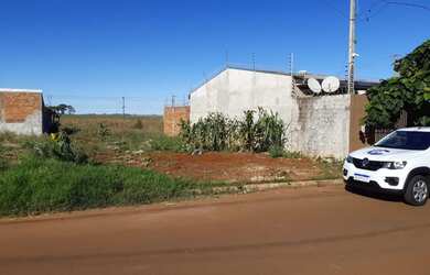 Imagem: O terreno à venda possui e está localizado em Alvorada, Foz