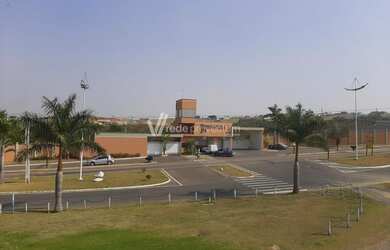 Imagem: O terreno possui 2.123m² de Área e está localizado em Parque