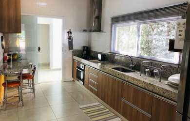 Imagem 12: Casa de condomínio para venda com 300 metros quadrados com 4 suites Alto padrão