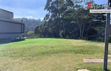 Imagem: O terreno possui 560m² de Área e está localizado em Tamboré