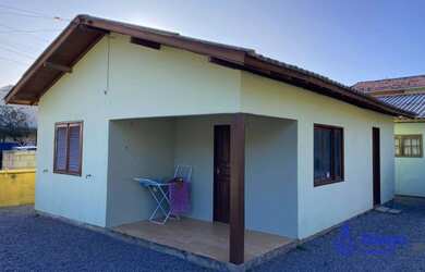 Imagem 1: Casa à venda com 300 m² por R$ 1.200.000 - Praia da Ferrugem - Garopaba/SC