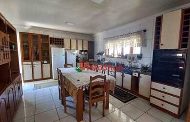 Imagem 7: Casa com 4 dormitórios, venda por R$ 1.200.000 ou aluguel por R$ 4.500/mês...