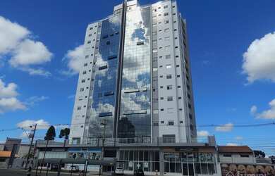 Imagem: O apartamento possui 4 Dormitórios, 5 Banheiros, 3 Vagas na