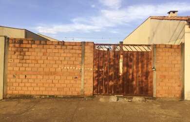 Imagem: O terreno possui 160m² de Área e está localizado em Parque