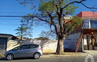 Imagem: O terreno possui 250m² de Área e está localizado em Jardim