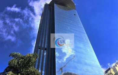 Imagem: O depósito possui 4 Vagas na garagem e 100m² de Área e está