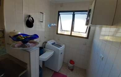 Imagem 12: Apartamento Padrão para Venda em Jardim Las Palmas Guarujá-SP - V1217