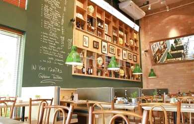 Imagem: Loja O2 Corporate( praça de alimentacao) pronta para restaurante