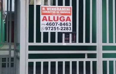 Imagem: A casa possui 2 Dormitórios, 2 Banheiros, 1 Vaga na garagem