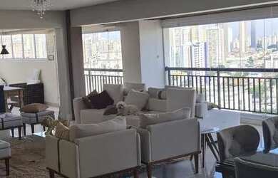 Imagem: O apartamento na cobertura possui 4 Dormitórios, 5 Banheiros