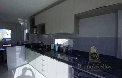 Imagem: A casa em condomínio possui 4 Dormitórios, 3 Banheiros, 2