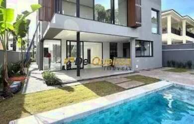 Imagem: A casa em condomínio possui 4 Dormitórios, 4 Banheiros, 5