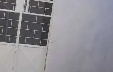 Imagem: A casa possui 2 Dormitórios e 2 Banheiros e está localizado