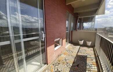 Imagem: O apartamento na cobertura possui 3 Dormitórios, 2 Banheiros