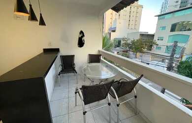 Imagem: O apartamento possui 2 Dormitórios, 2 Banheiros, 60m² de Área