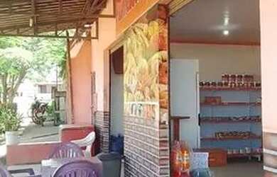 Imagem: A casa possui 3 Dormitórios, 1 Banheiro, Imóvel novo e está